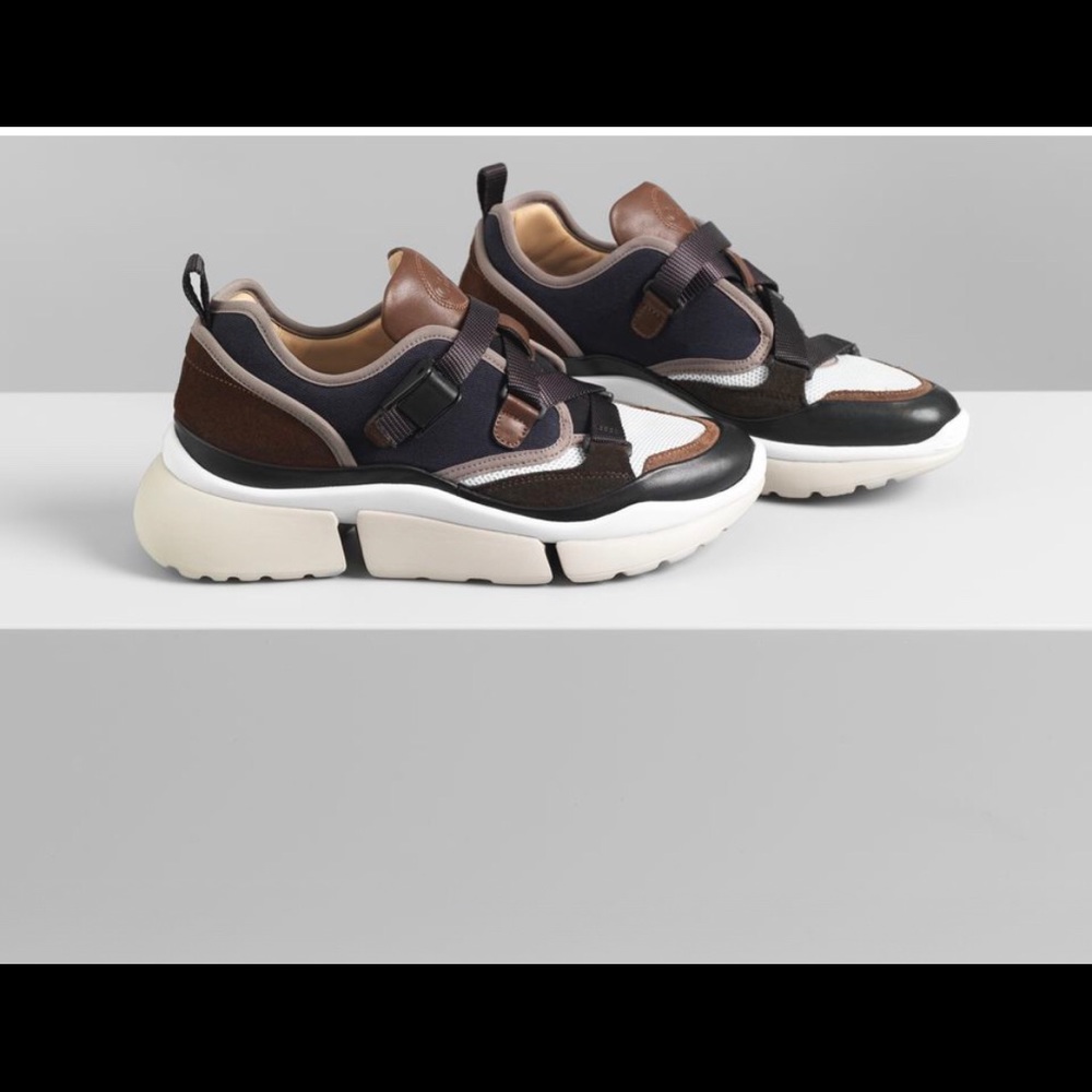 Chloe Sonnie-Low Top Sneakers